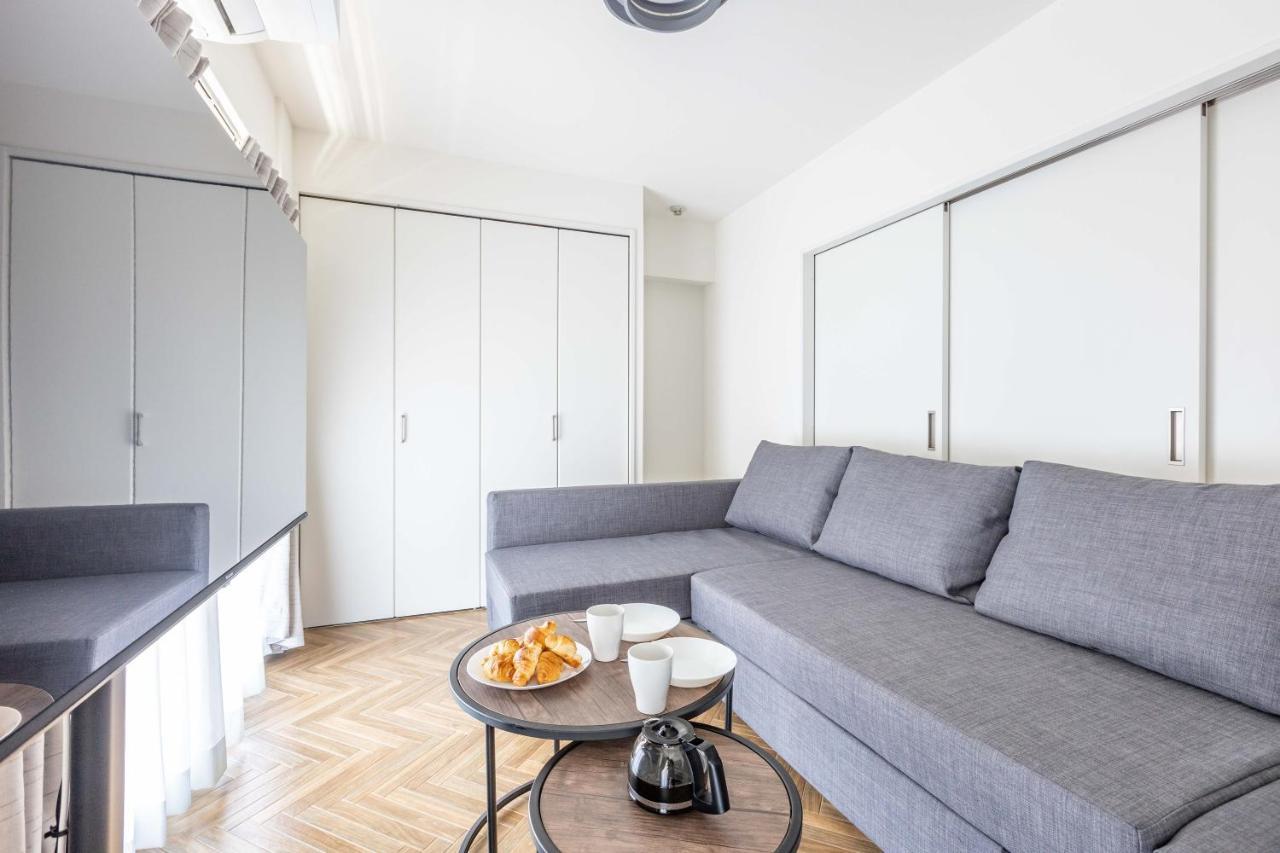River Side Namba 302 Apartemen Osaka