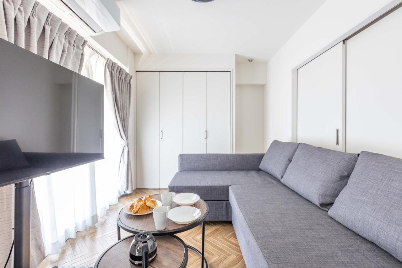 Apartemen River Side Namba 302